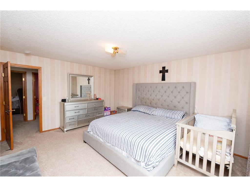 8937 Ashley Terrace Brooklyn Park MN 55443 7040628 image16