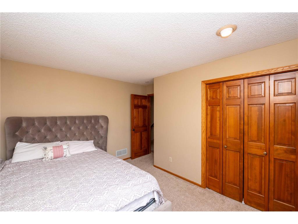 8937 Ashley Terrace Brooklyn Park MN 55443 7040628 image22