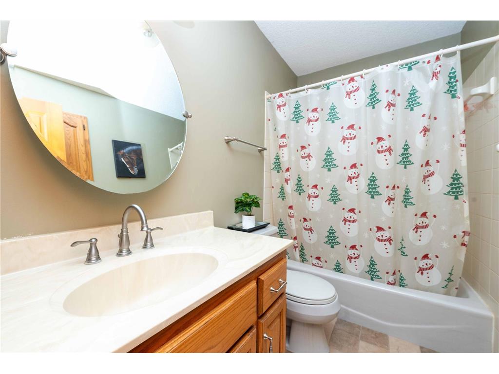 8937 Ashley Terrace Brooklyn Park MN 55443 7040628 image23