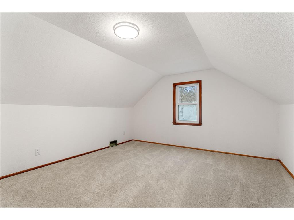 8938 Polk Street NE Blaine MN 55434 7028498 image20