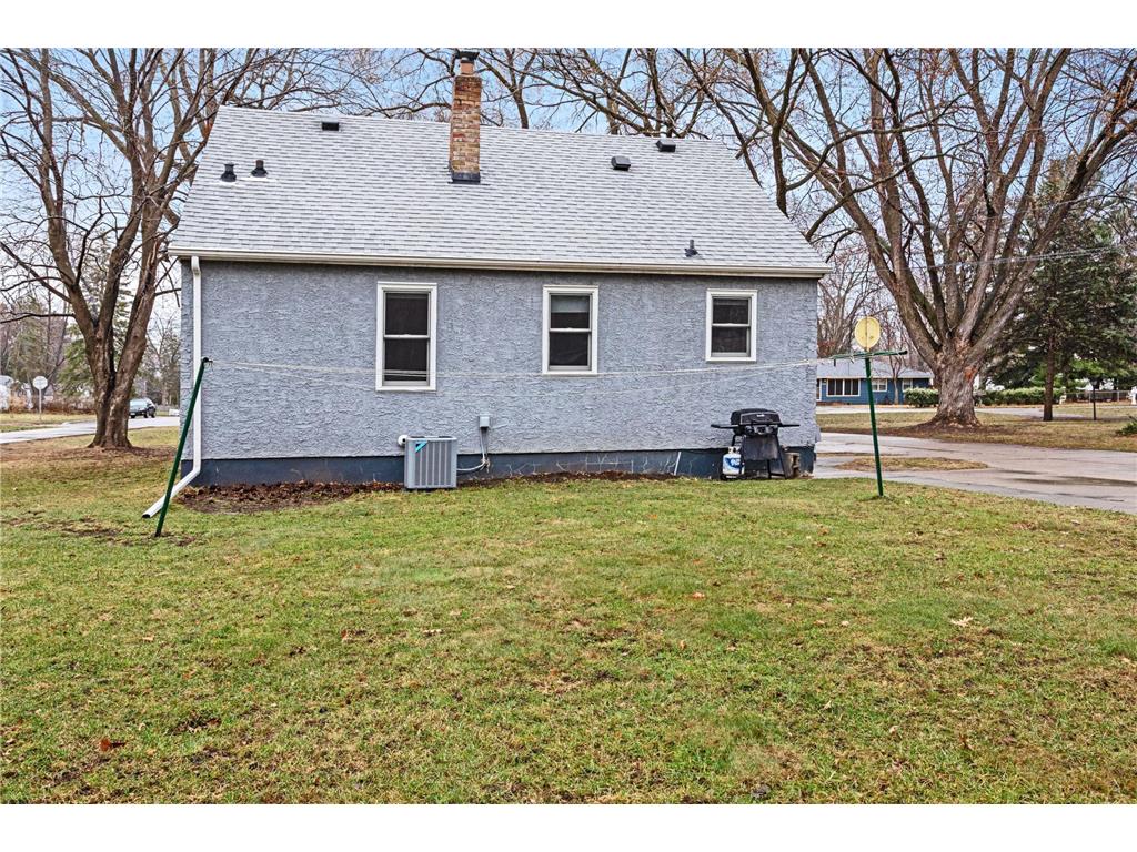 8938 Polk Street NE Blaine MN 55434 7028498 image4