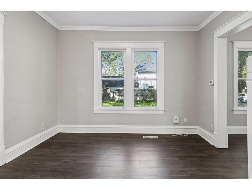 894 Euclid Street Saint Paul MN 55106 7076743 image11