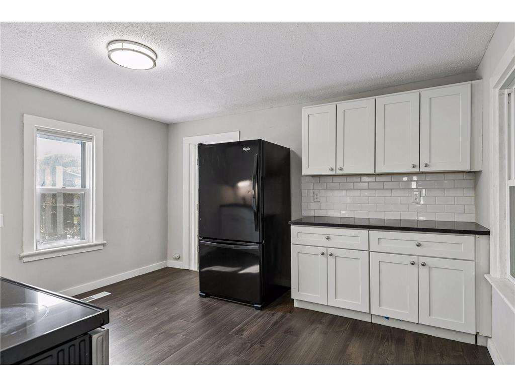 894 Euclid Street Saint Paul MN 55106 7076743 image13