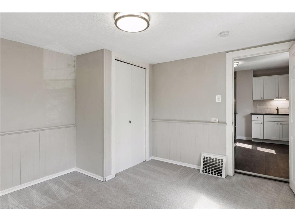 894 Euclid Street Saint Paul MN 55106 7076743 image18