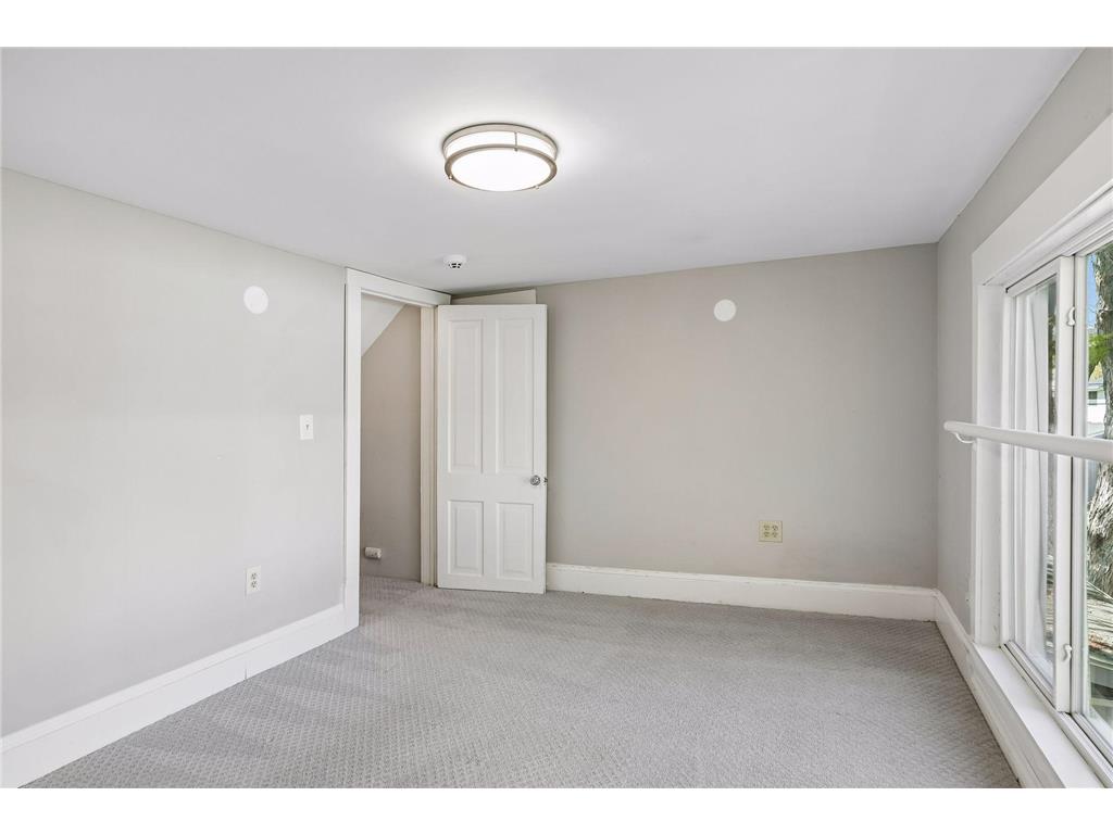 894 Euclid Street Saint Paul MN 55106 7076743 image21
