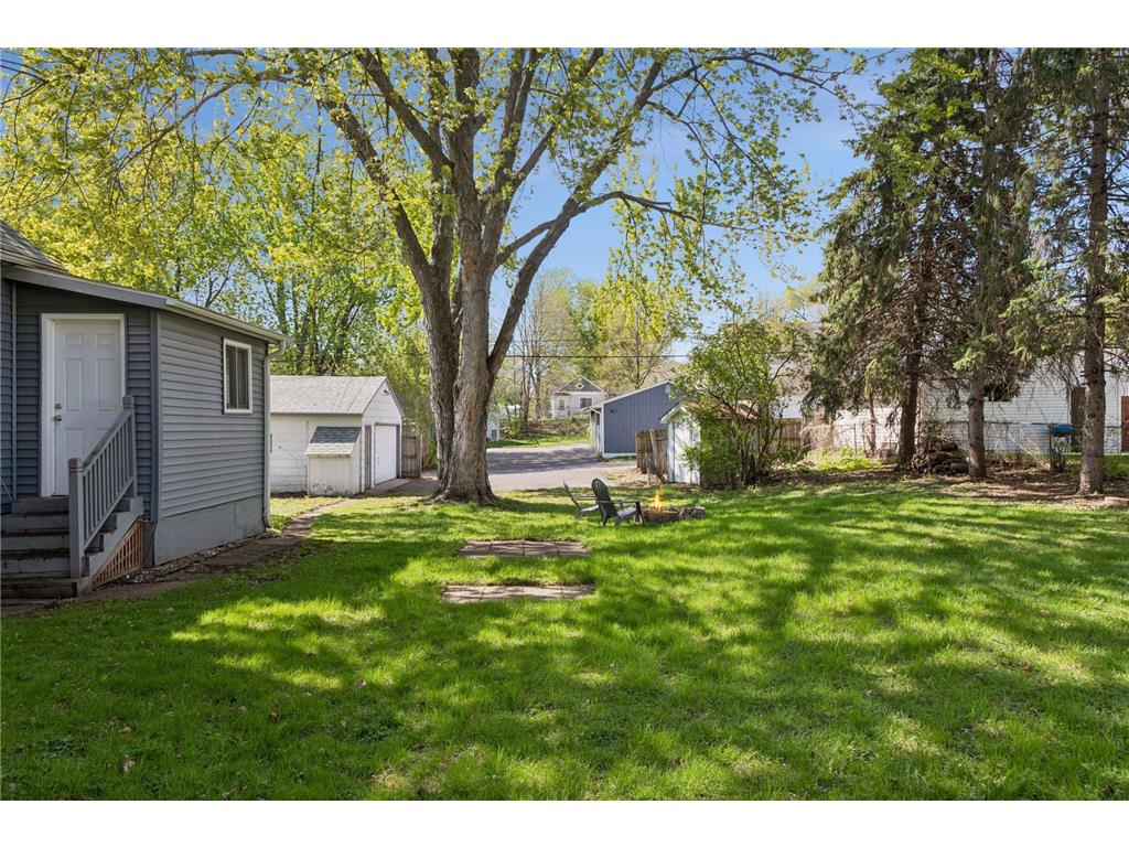 894 Euclid Street Saint Paul MN 55106 7076743 image22