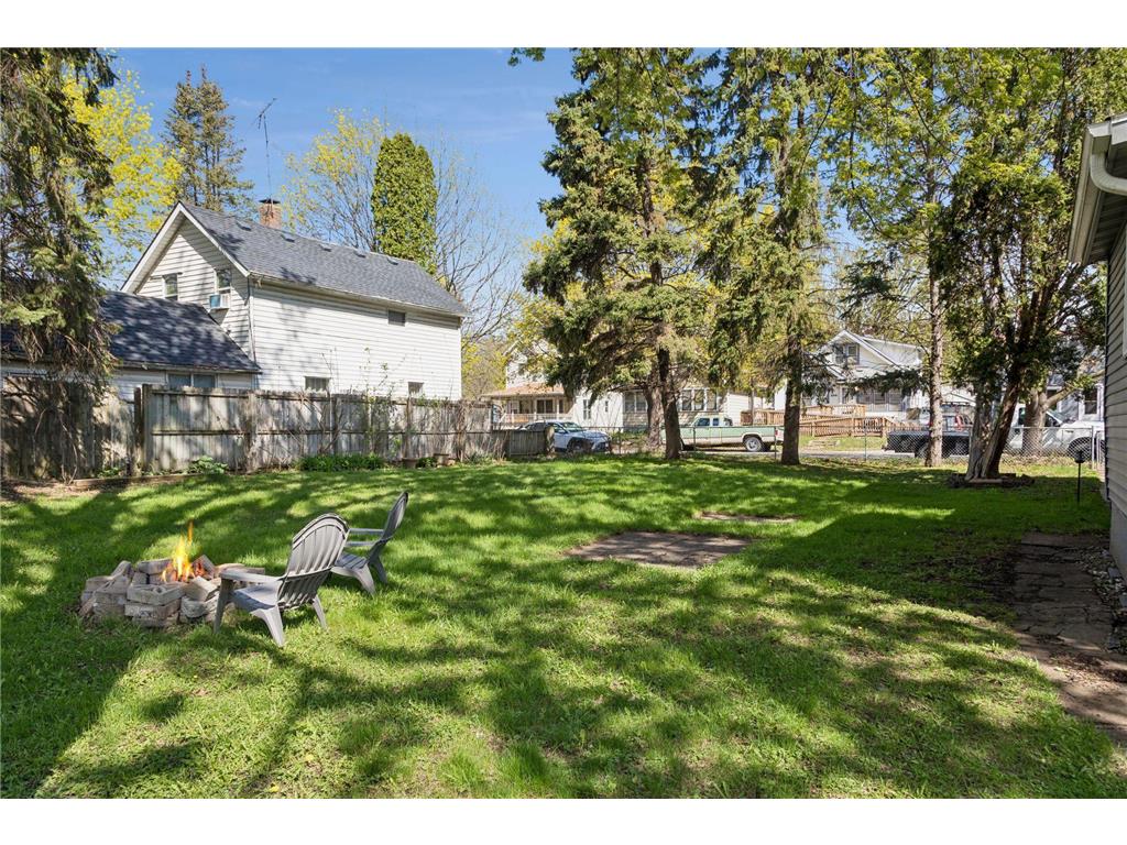 894 Euclid Street Saint Paul MN 55106 7076743 image25