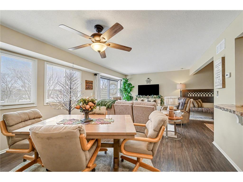 8940 Neill Lake Road #132 Eden Prairie MN 55347 - Neil 6824714 image1