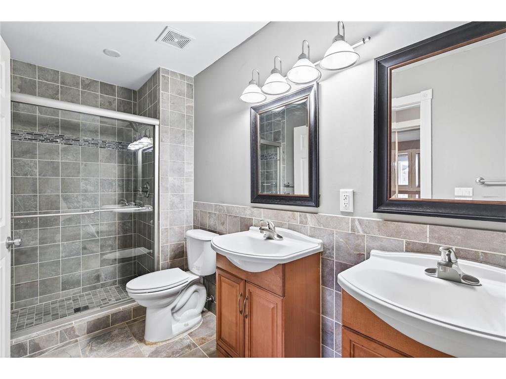 8940 Neill Lake Road #135E Eden Prairie MN 55347 7003137 image11