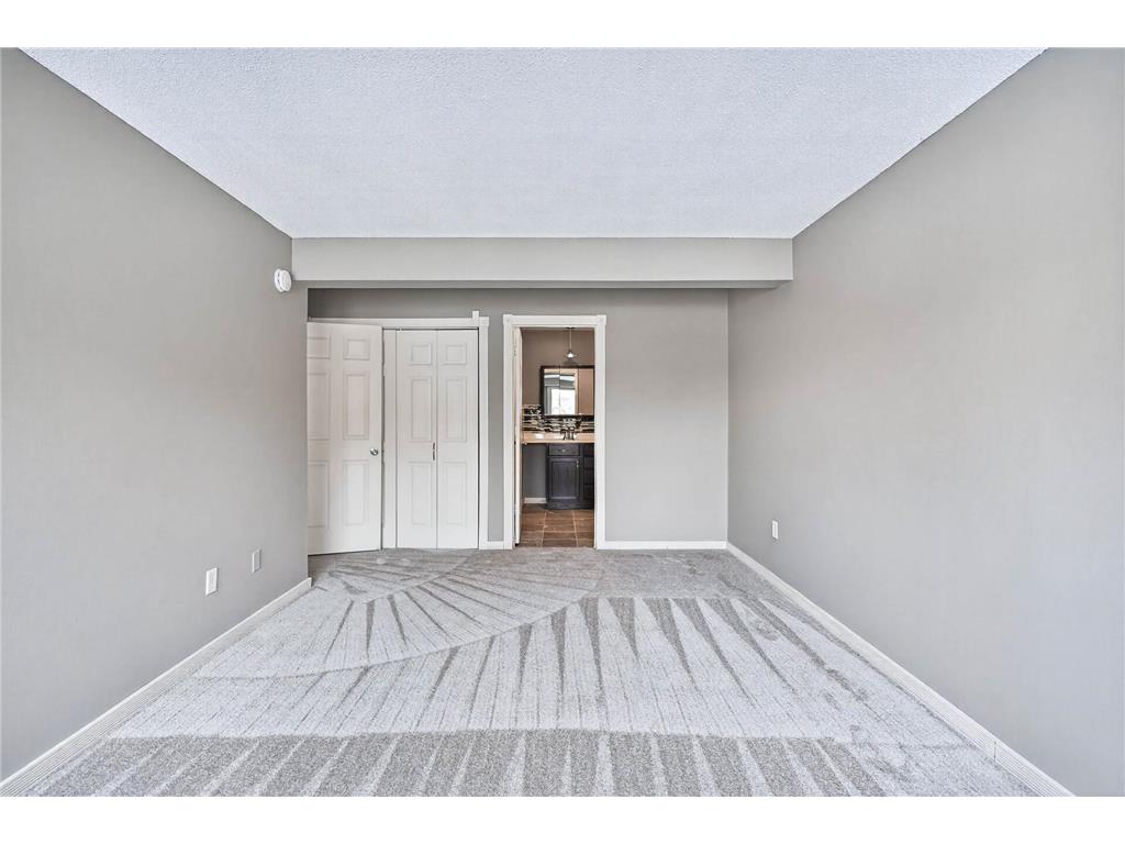 8940 Neill Lake Road #135E Eden Prairie MN 55347 7003137 image17
