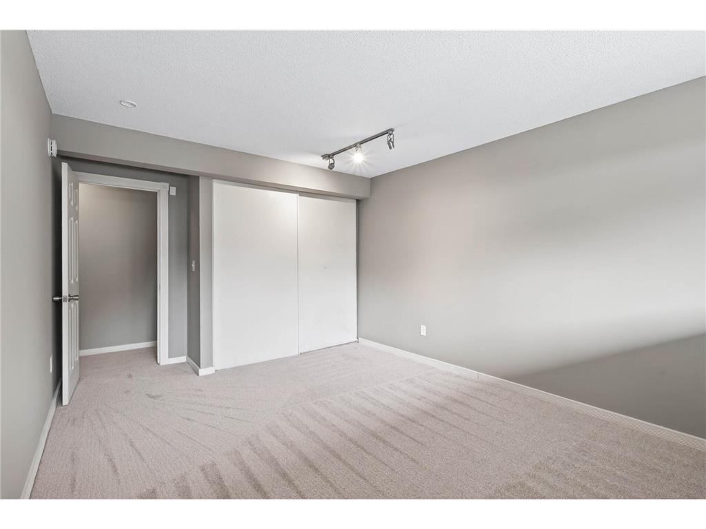 8940 Neill Lake Road #135E Eden Prairie MN 55347 7003137 image8