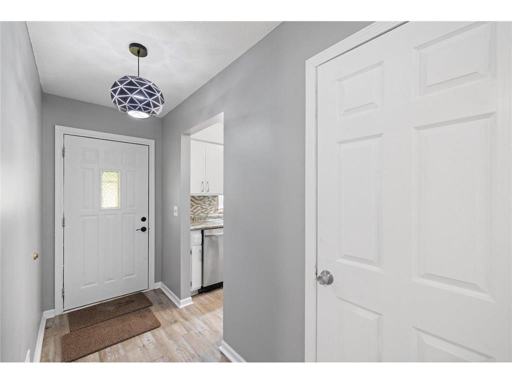 8941 48th Avenue N New Hope MN 55428 7083558 image11