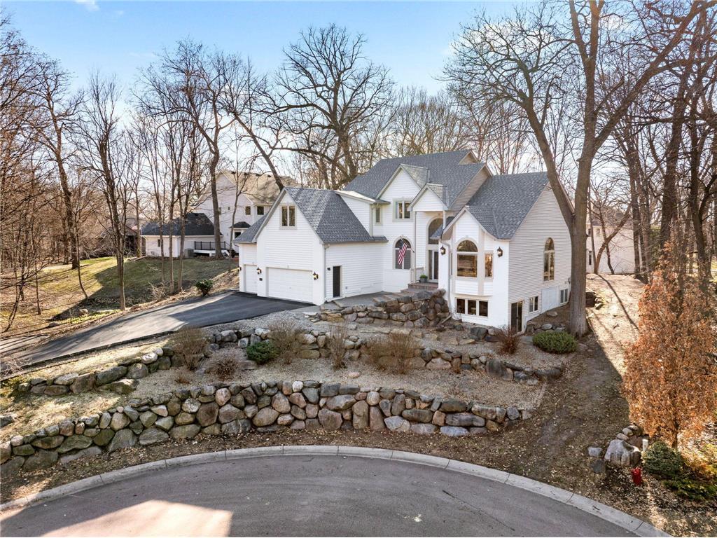 8941 Vandegriff Way Maple Grove MN 55311 7027391 image2