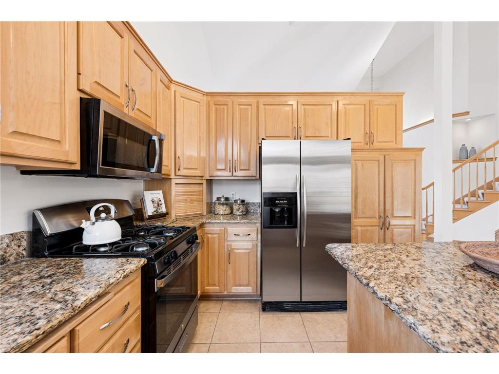 8941 Vandegriff Way Maple Grove MN 55311 7027391 image20