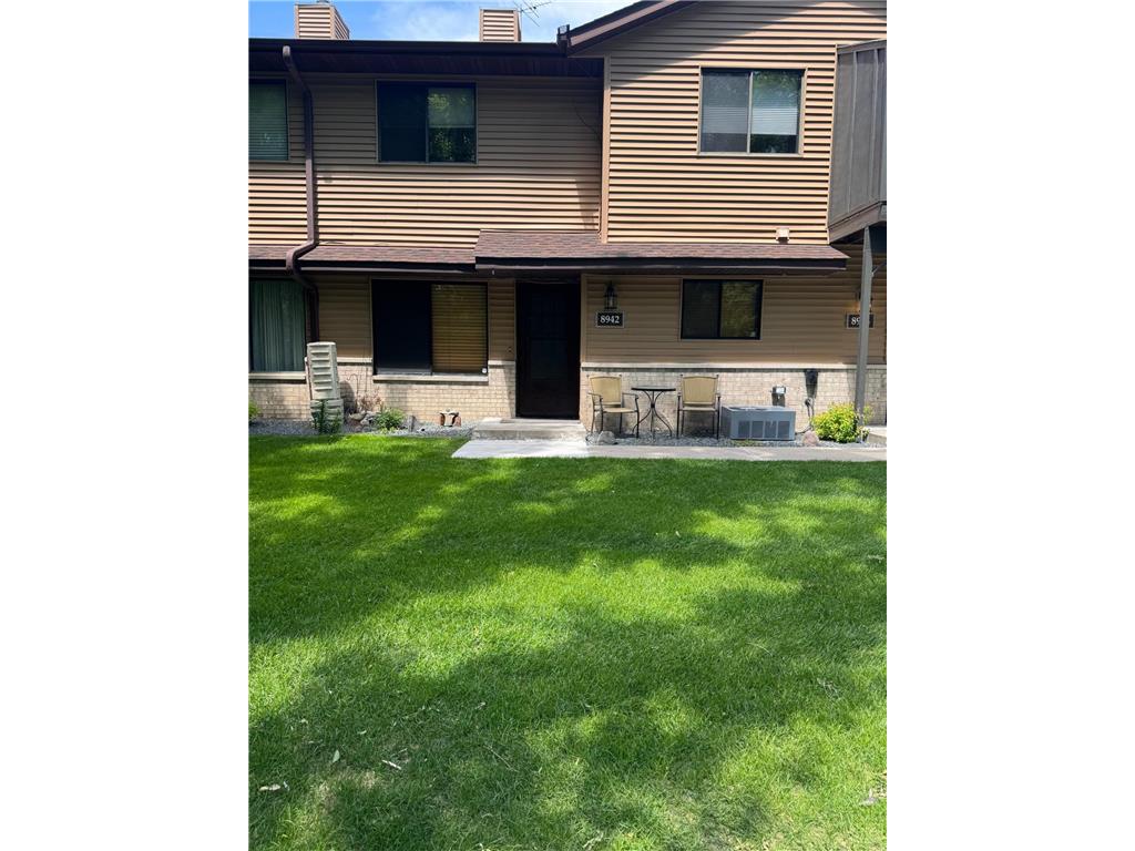 8942 Underwood Lane N Maple Grove MN 55369 6729998 image1
