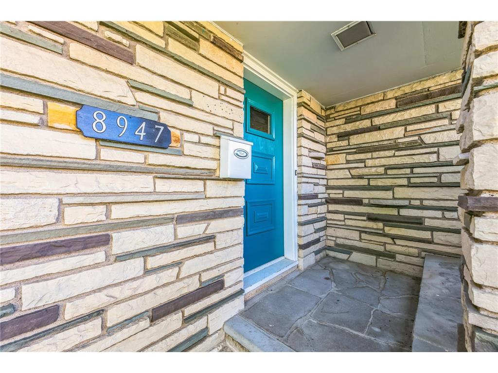 8947 Wentworth Avenue S Bloomington MN 55420 6599250 image1