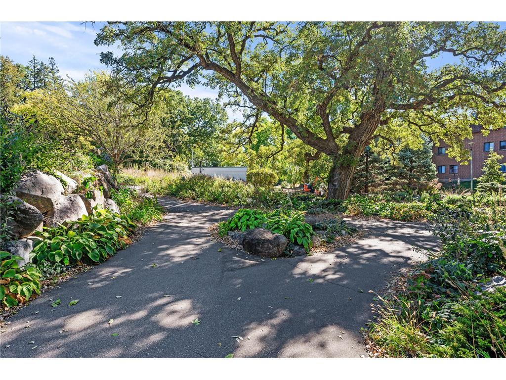 8948 Neill Lake Road #155E Eden Prairie MN 55347 - Neil 7075431 image12