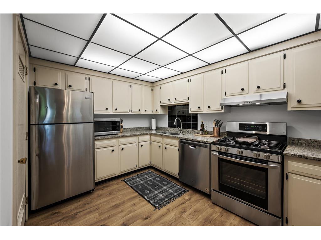 8948 Neill Lake Road #155E Eden Prairie MN 55347 - Neil 7075431 image15