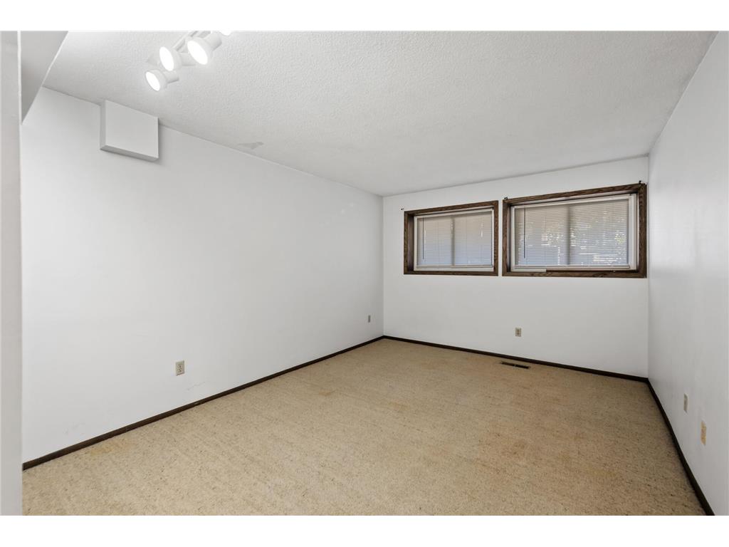 8948 Neill Lake Road #155E Eden Prairie MN 55347 - Neil 7075431 image18