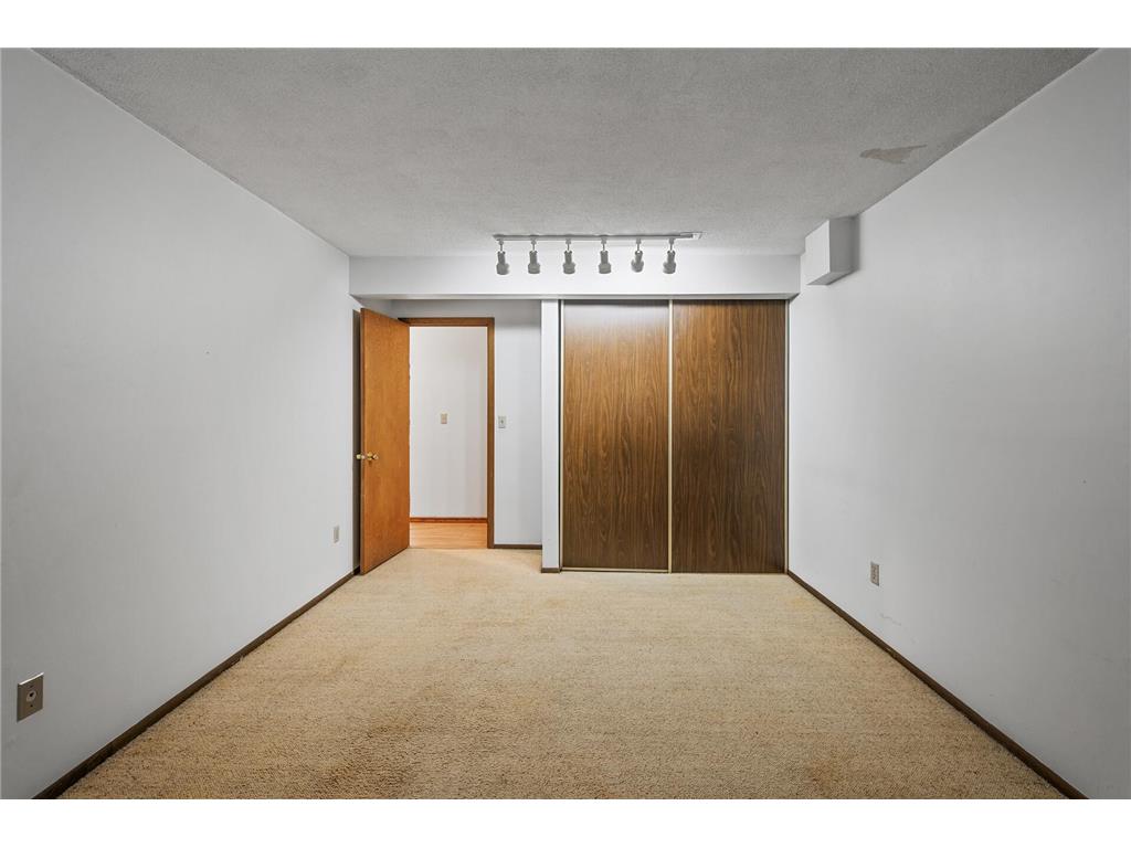 8948 Neill Lake Road #155E Eden Prairie MN 55347 - Neil 7075431 image19