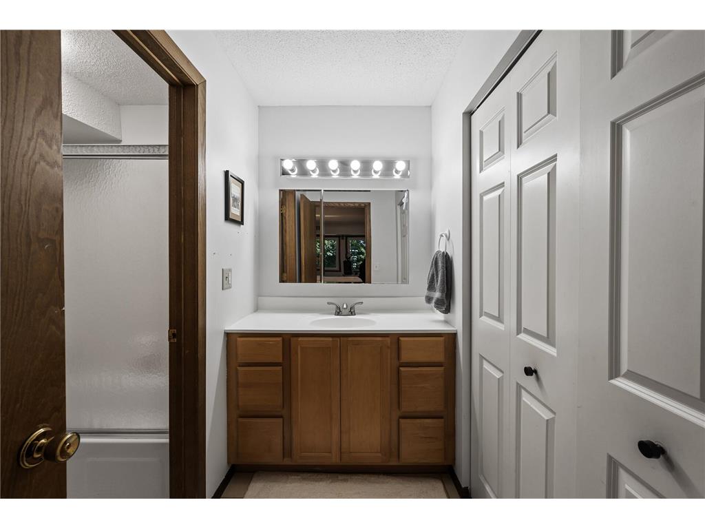 8948 Neill Lake Road #155E Eden Prairie MN 55347 - Neil 7075431 image24