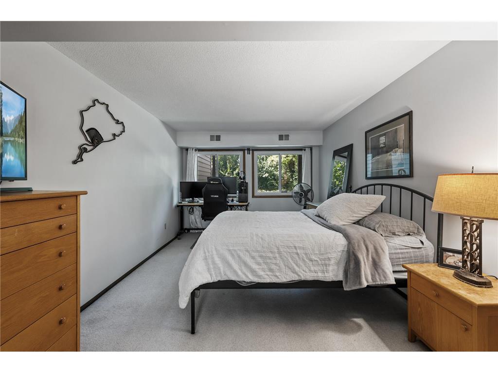 8948 Neill Lake Road #155E Eden Prairie MN 55347 - Neil 7075431 image5
