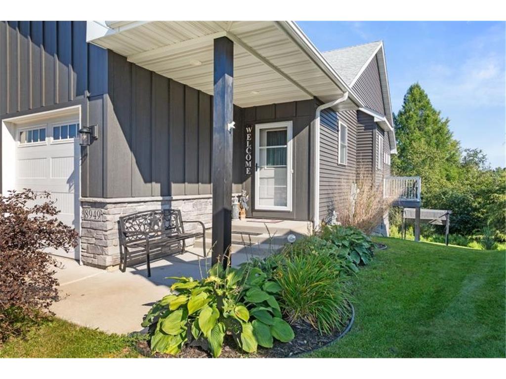 8949 Parkview Circle Chisago City MN 55013 6779573 image1