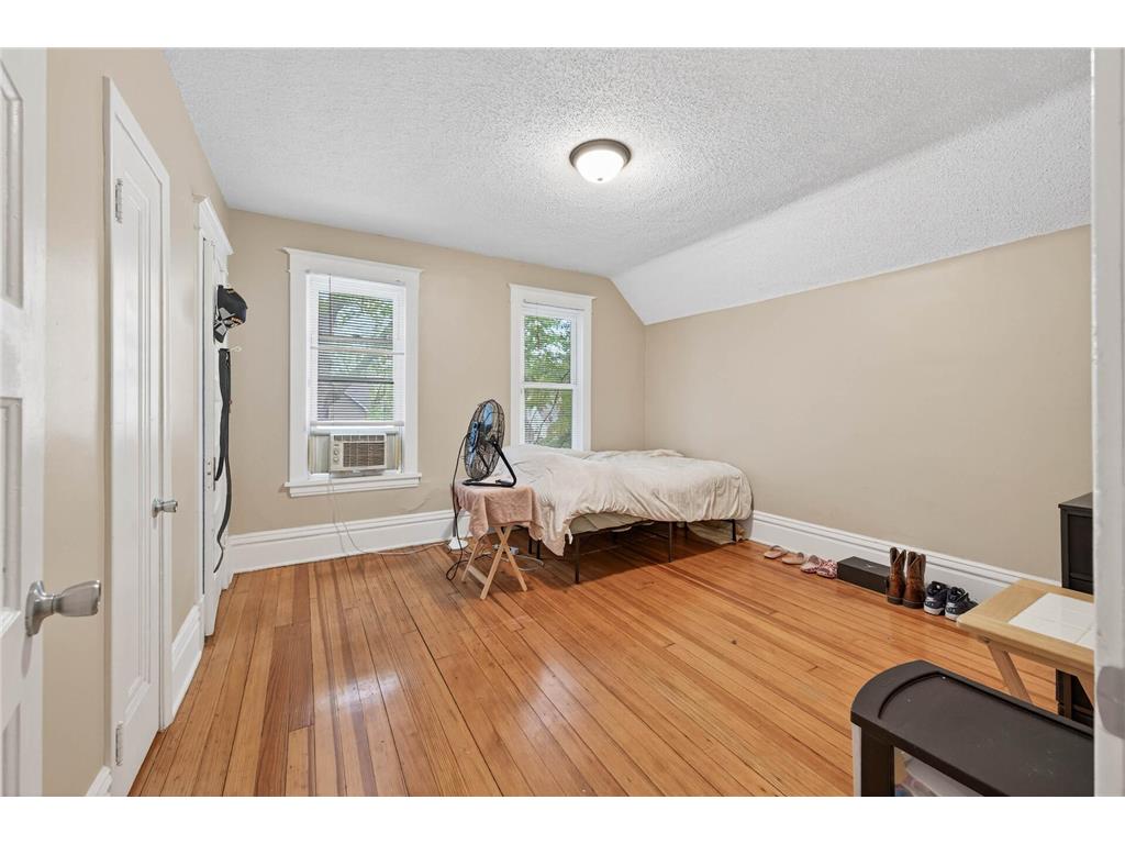 895 Rose Avenue E Saint Paul MN 55106 7044150 image11