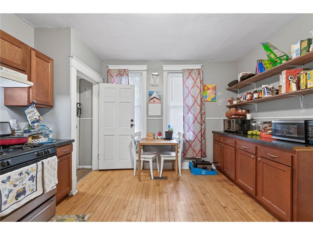 895 Rose Avenue E Saint Paul MN 55106 7044150 image18