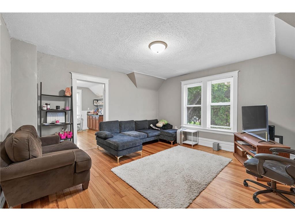 895 Rose Avenue E Saint Paul MN 55106 7044150 image5