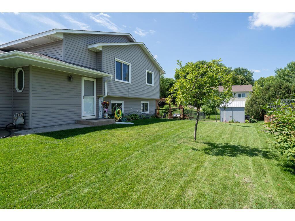 8951 Magnolia Lane N Maple Grove MN 55369 6410878 image1