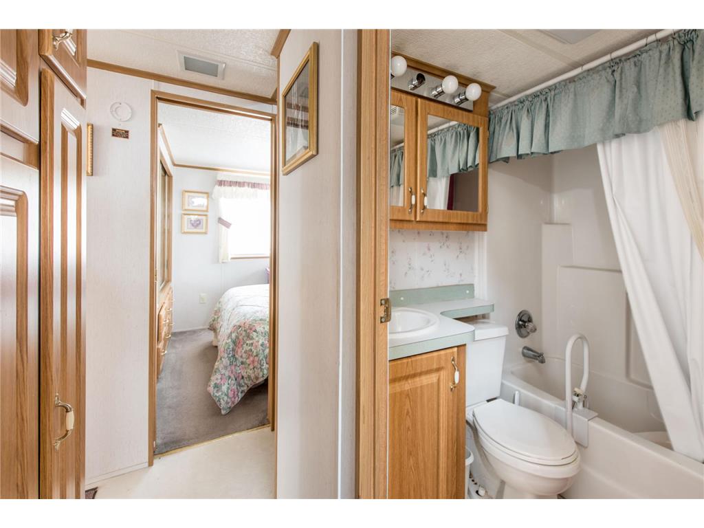 8951 Twin Point Road SW #69 Alexandria MN 56308 - Lobster Lake 6706039 image20