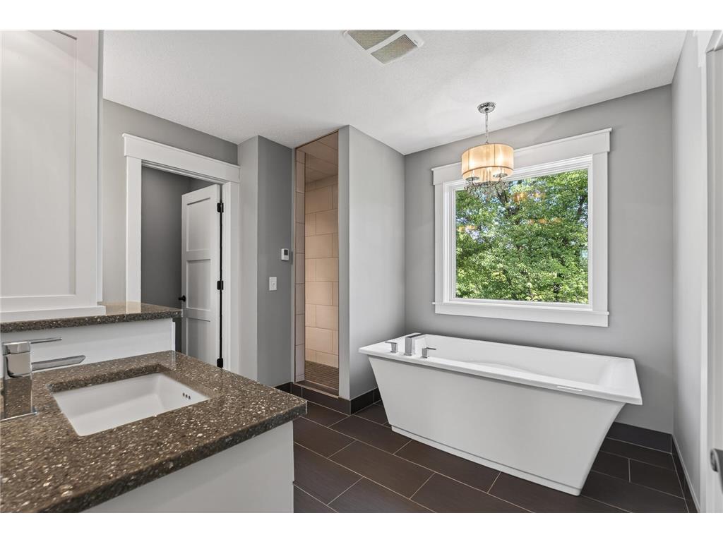 8955 Quinn Road Chanhassen MN 55317 7065790 image16
