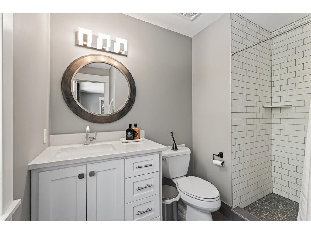 8955 Quinn Road Chanhassen MN 55317 7065790 image20