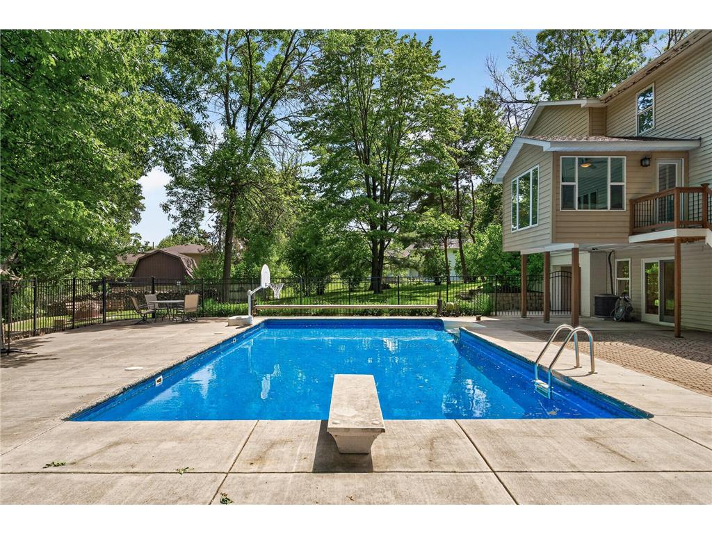 8955 Quinn Road Chanhassen MN 55317 7065790 image30