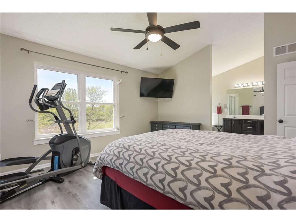 8960 Comstock Lane N Maple Grove MN 55311 7049403 image38