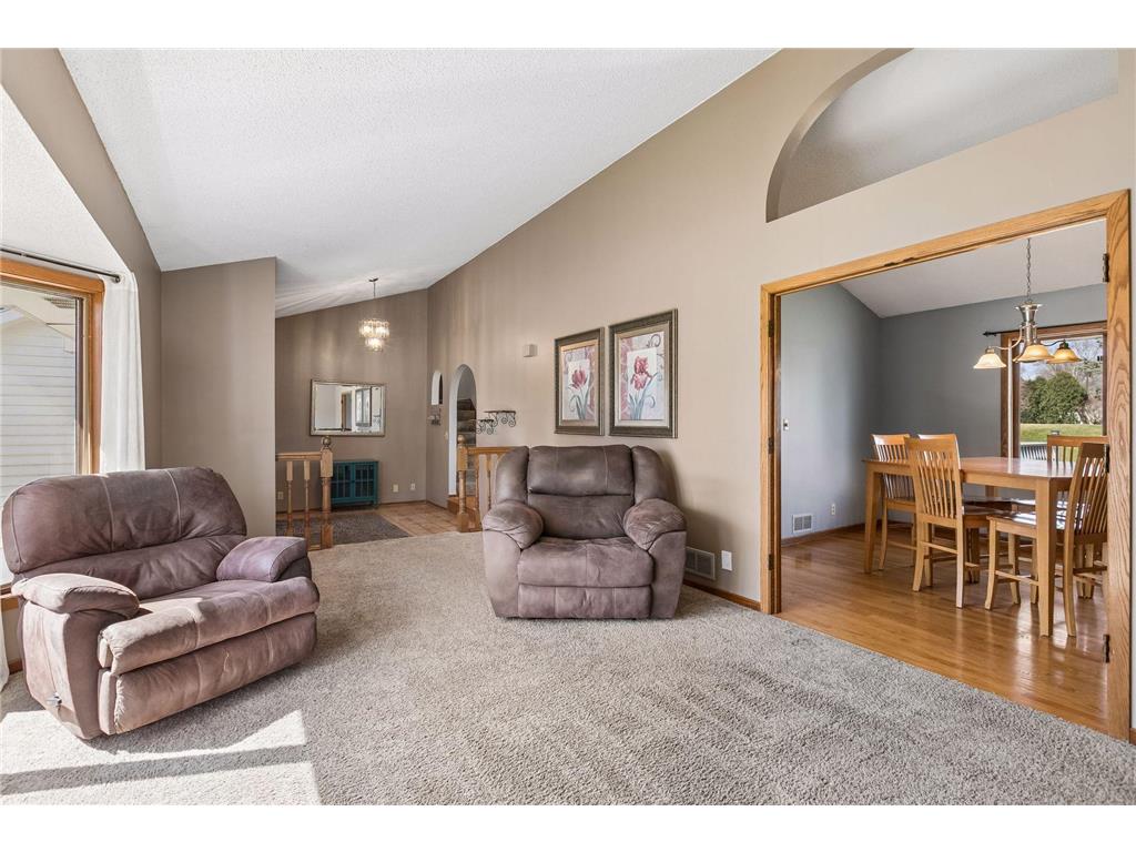 8960 Montegue Terrace Brooklyn Park MN 55443 7052242 image4