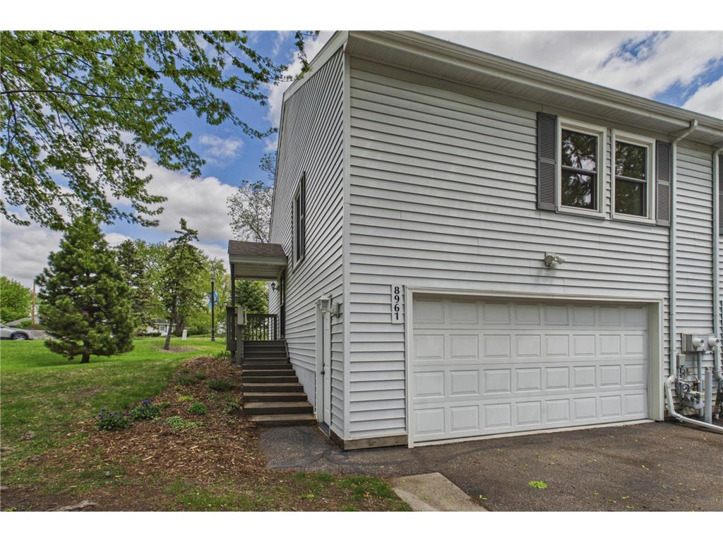 8961 42nd Avenue N New Hope MN 55427 7051659 image1