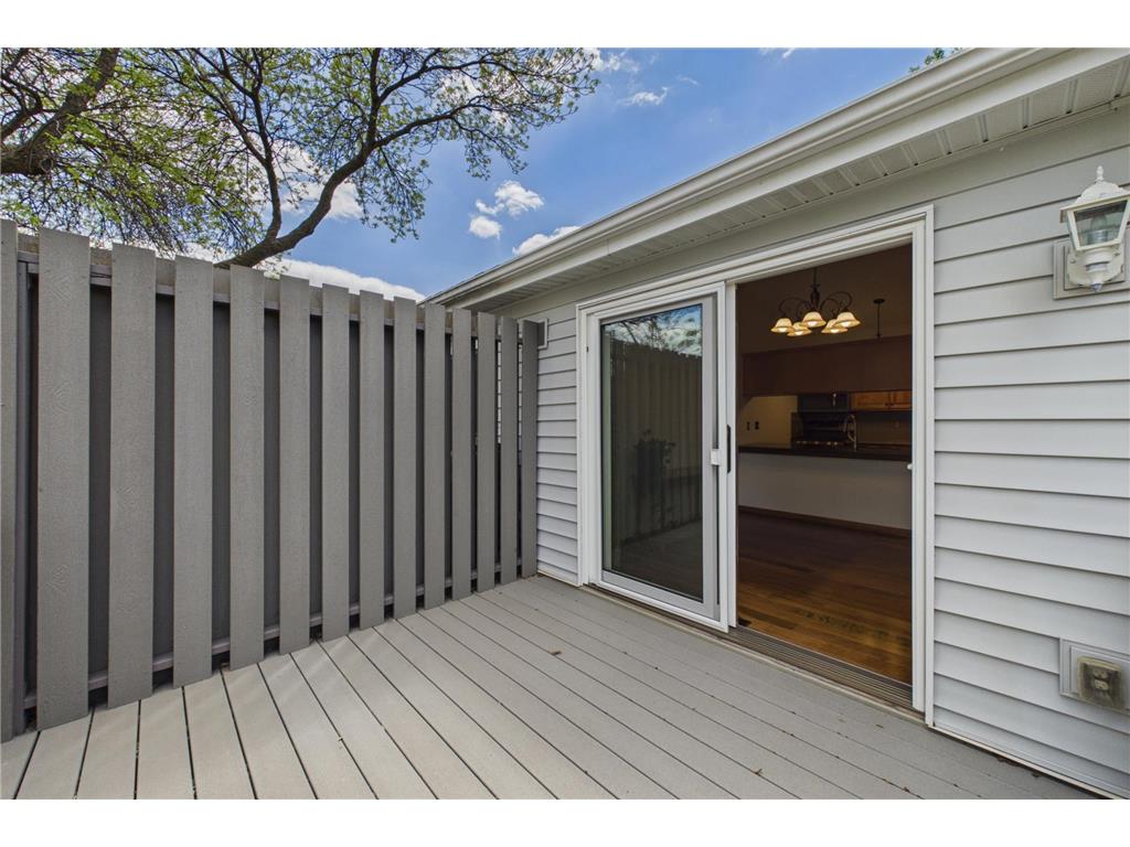 8961 42nd Avenue N New Hope MN 55427 7051659 image21
