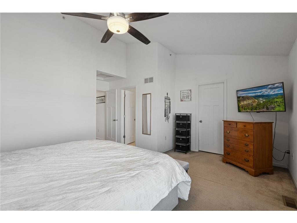 8961 SW Village Loop Chanhassen MN 55317 7027722 image16