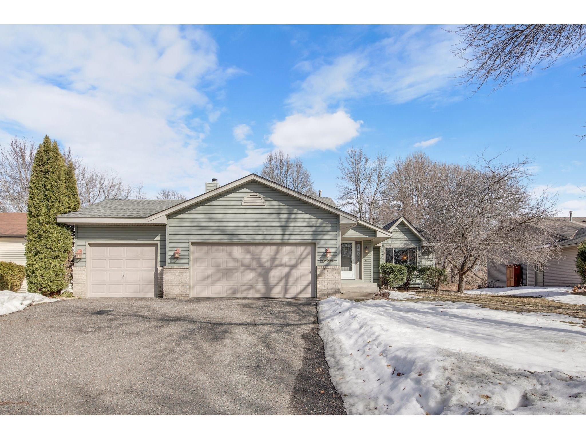 8962 Sycamore Lane N, Maple Grove, MN 55369 MLS 5721869 Edina Realty