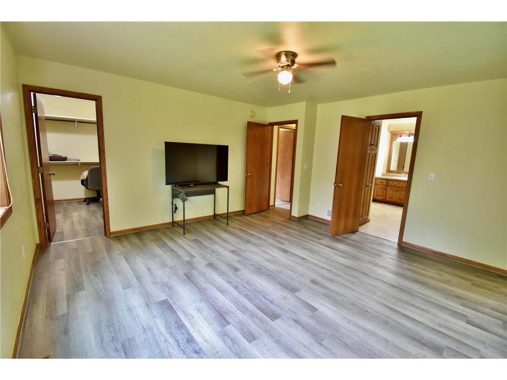 8967 165th Avenue SE Becker Twp MN 55308 7082386 image16