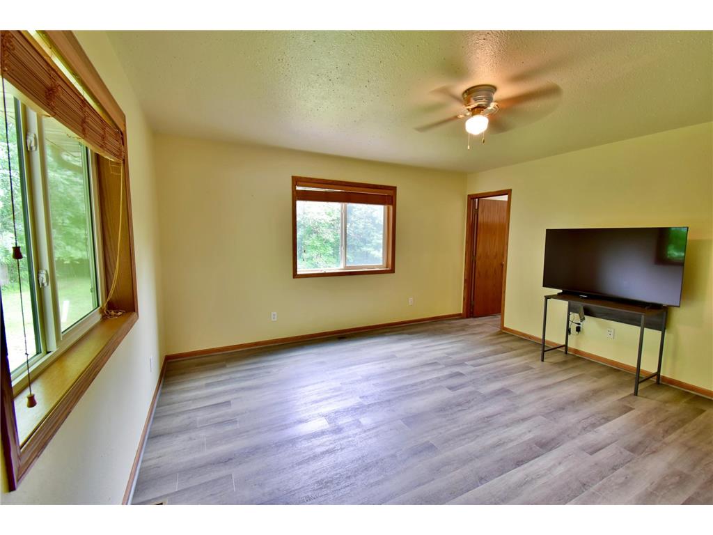 8967 165th Avenue SE Becker Twp MN 55308 7082386 image17