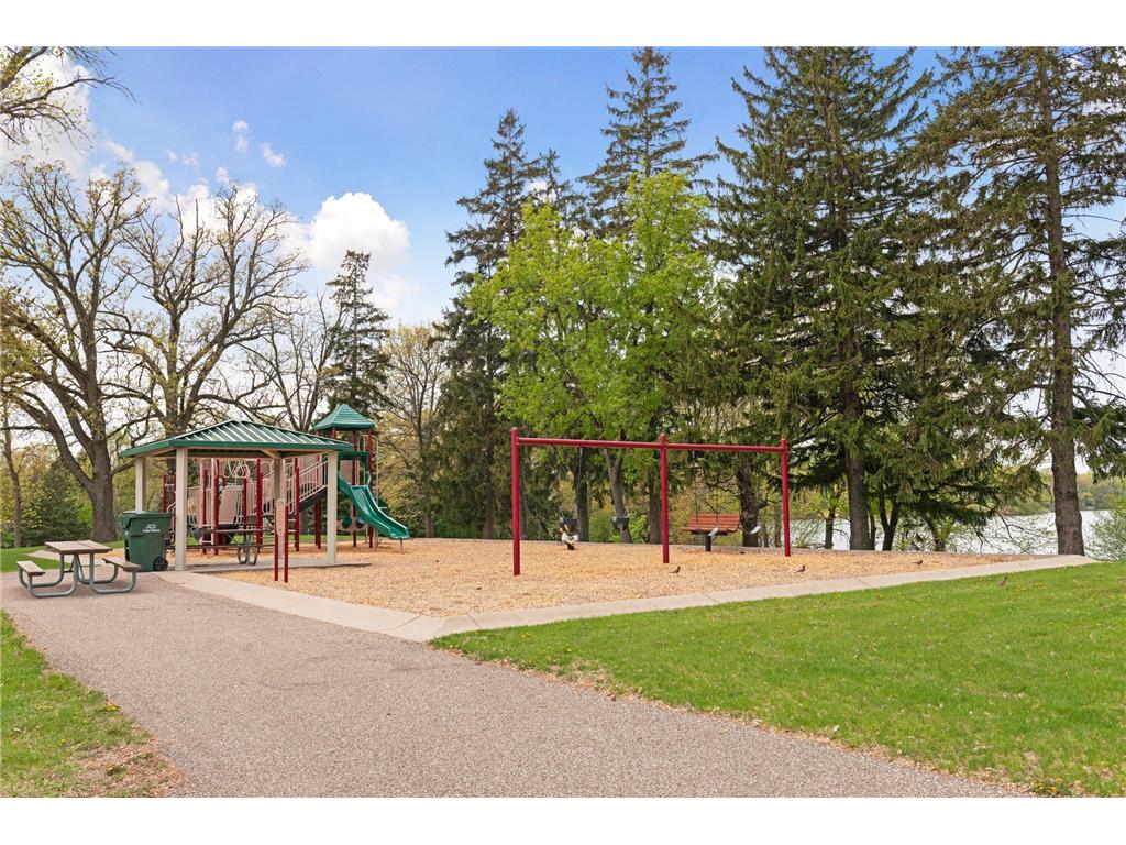 8967 Ferndale Lane Eden Prairie MN 55347 7087029 image46