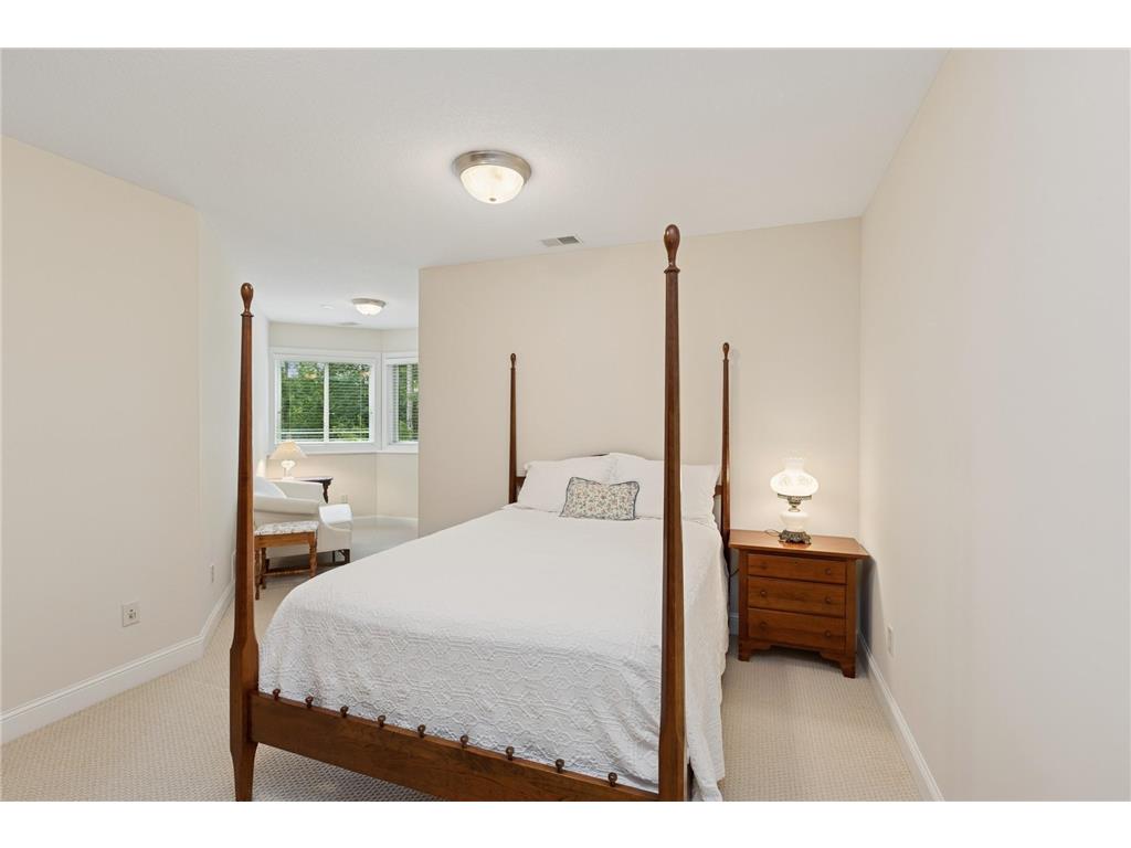 8967 Mariabo Circle Bloomington MN 55438 - Bush 6764844 image21