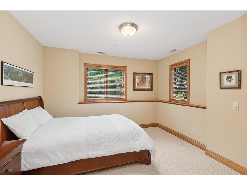 8967 Mariabo Circle Bloomington MN 55438 - Bush 6764844 image23