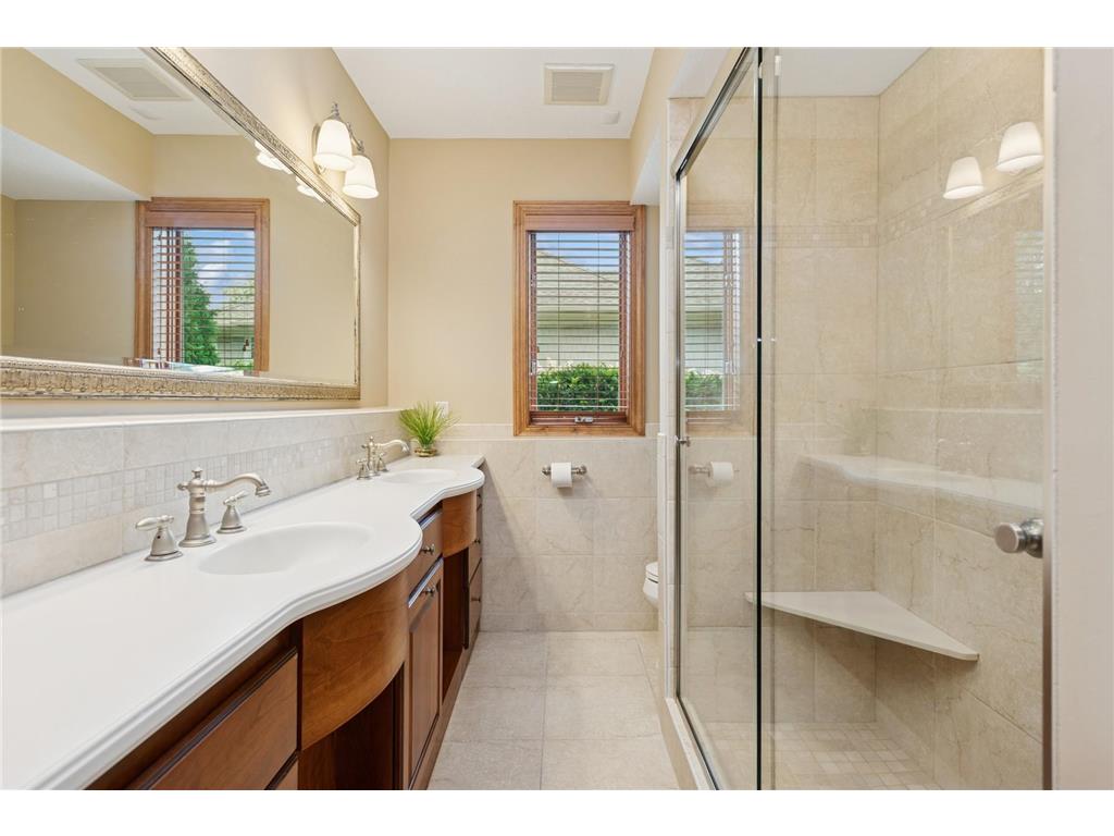 8967 Mariabo Circle Bloomington MN 55438 - Bush 6764844 image24