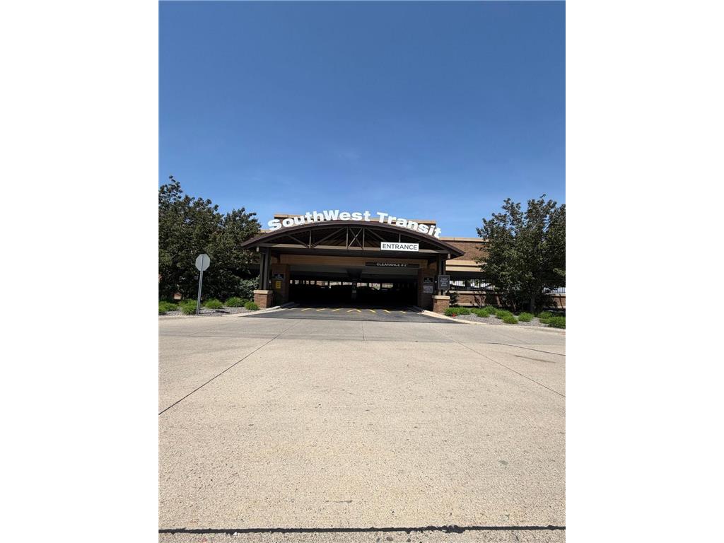 8967 SW Village Loop Chanhassen MN 55317 7083265 image3