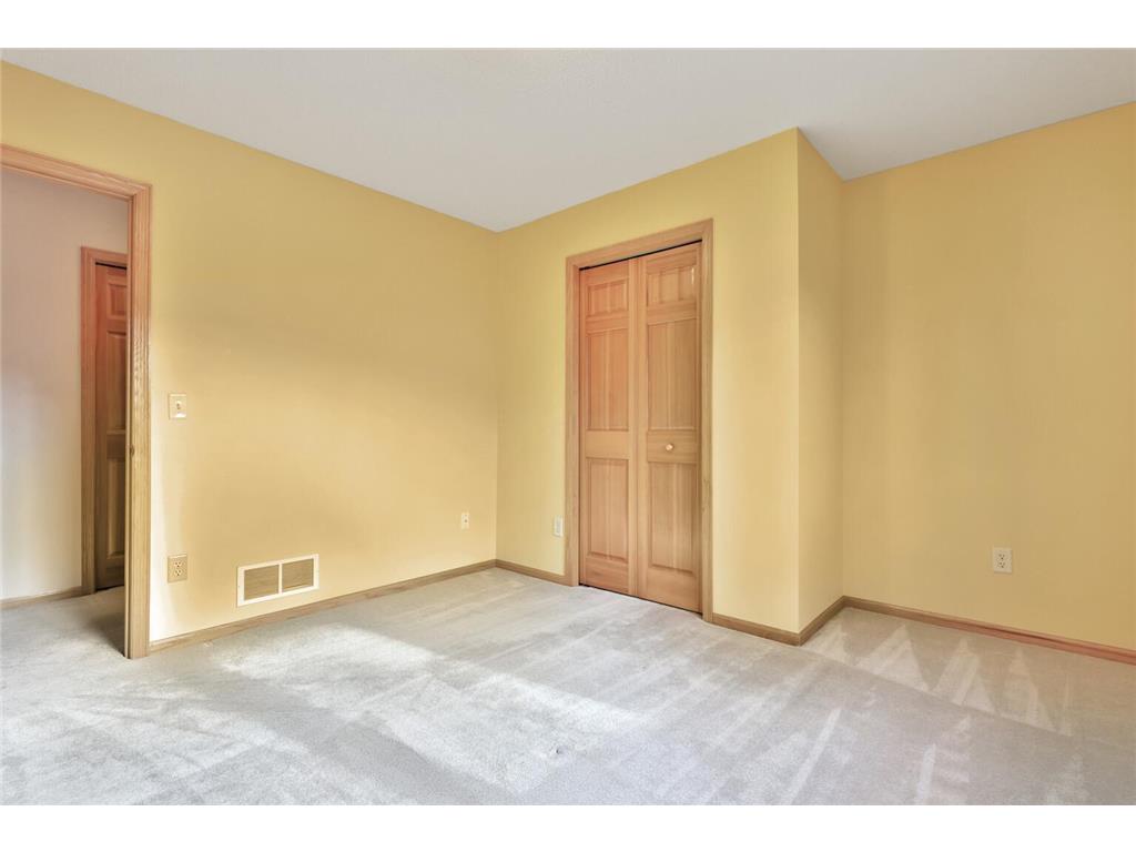 897 Evergreen Court Vadnais Heights MN 55127 7054143 image31