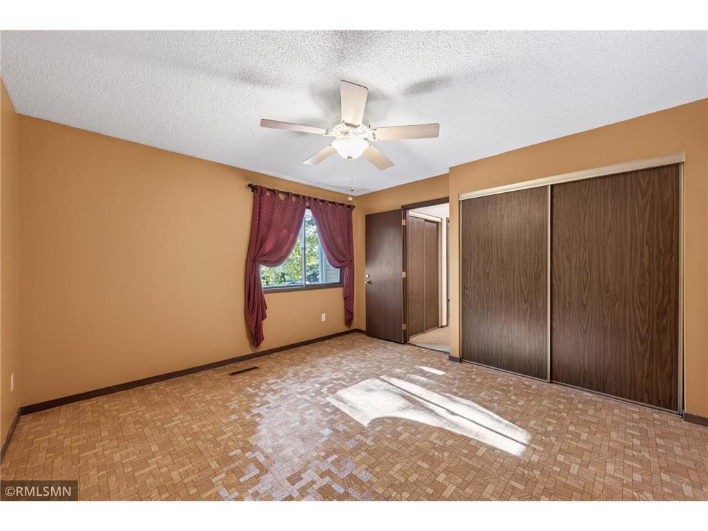 897 Monterey Drive Shoreview MN 55126 7068930 image22